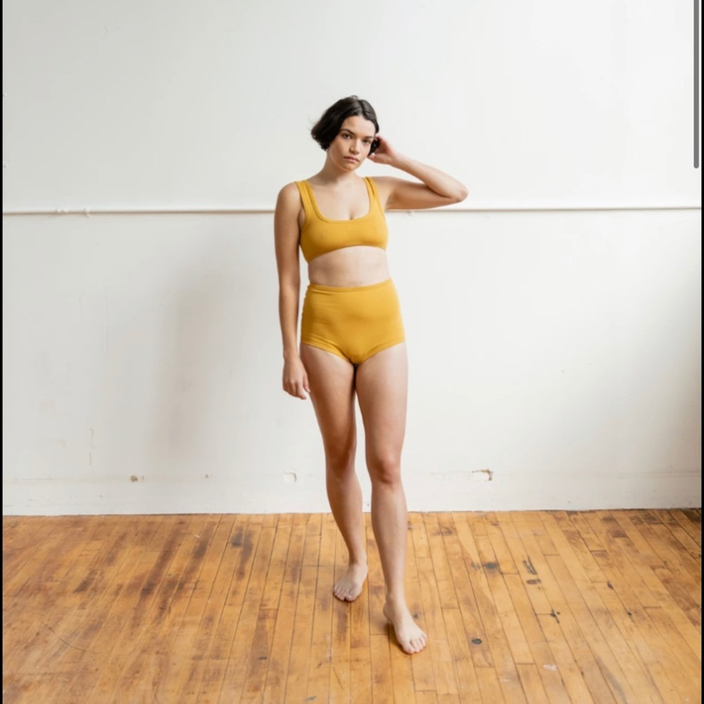 ARQ wide strap bra - Ochre Large